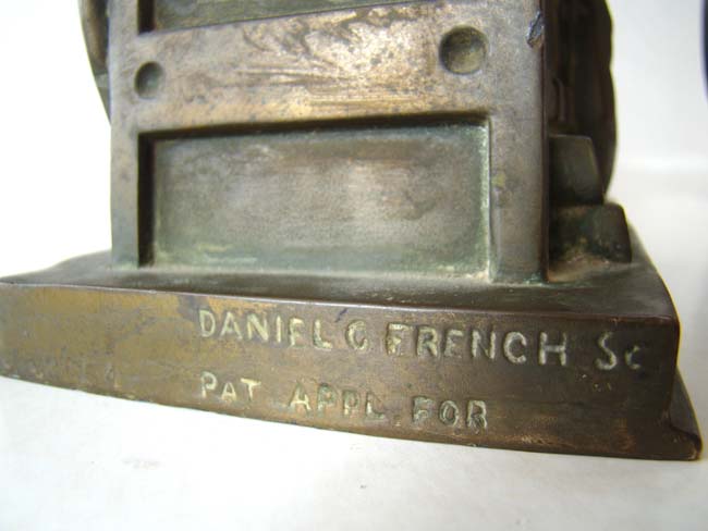 A single JOHN HARVARD bronze bookend by Jennings Brothers circa 1920 — image 3